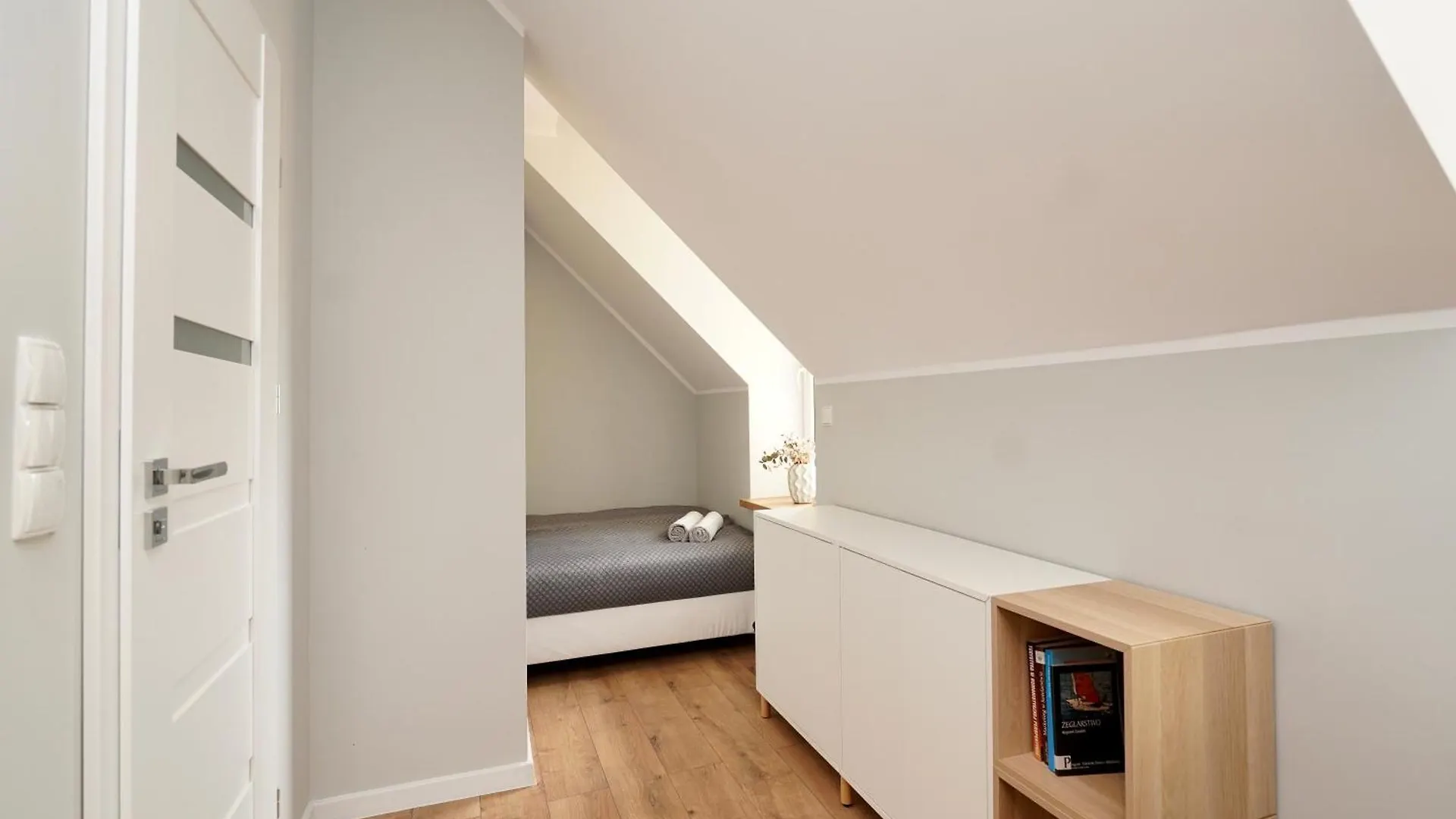Mmrent Apartament Oliwski Dworek Lägenhet Gdańsk Polen
